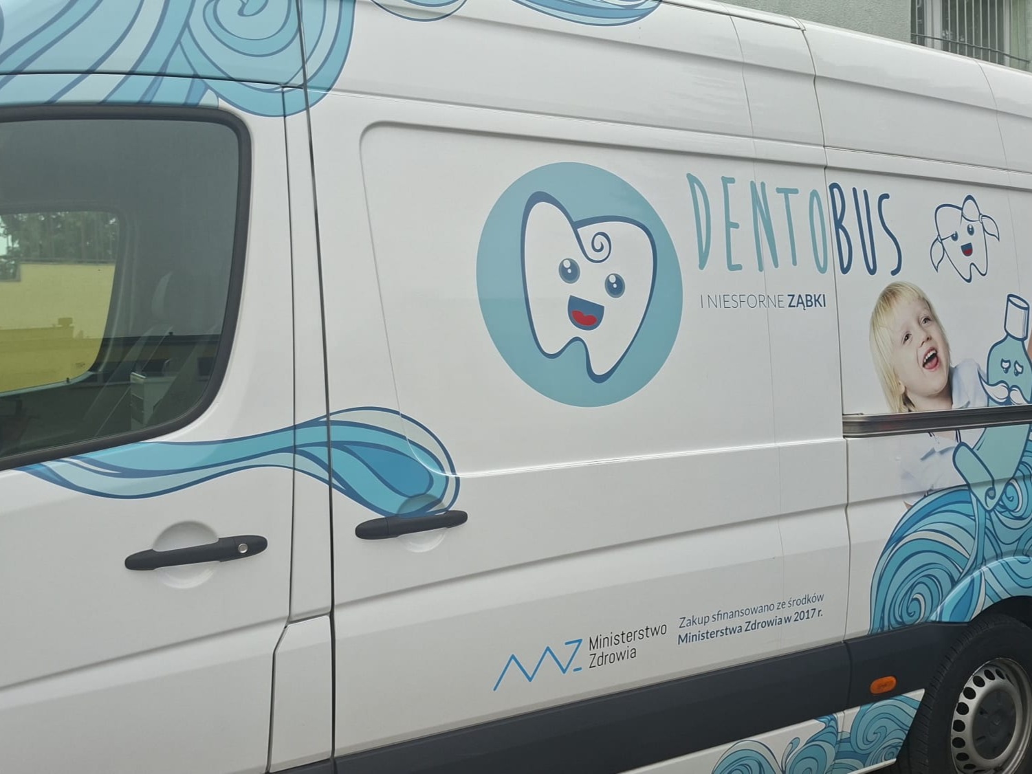 Ekipa "Dentobusa" w MOW